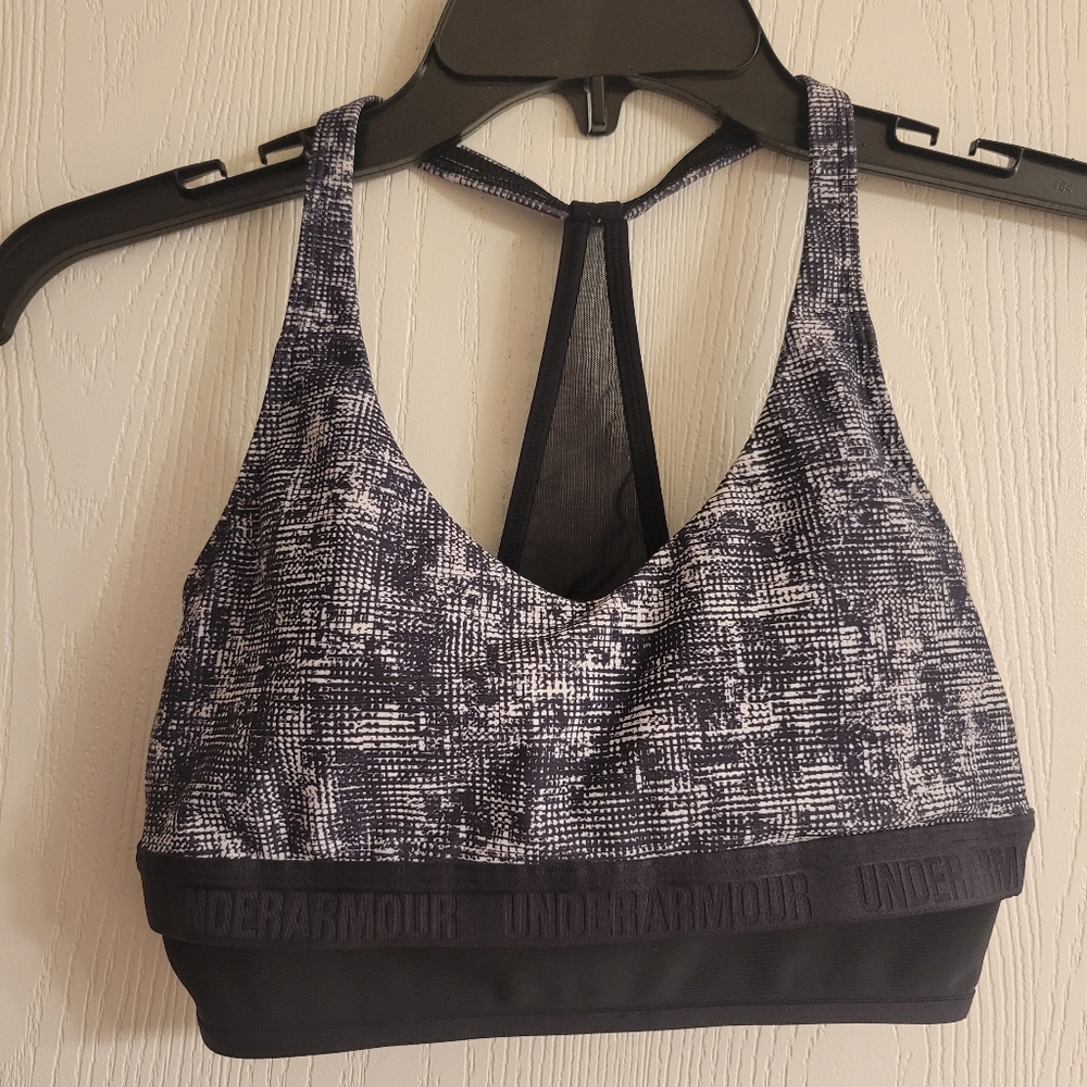 🟣 Under Armour sports bra